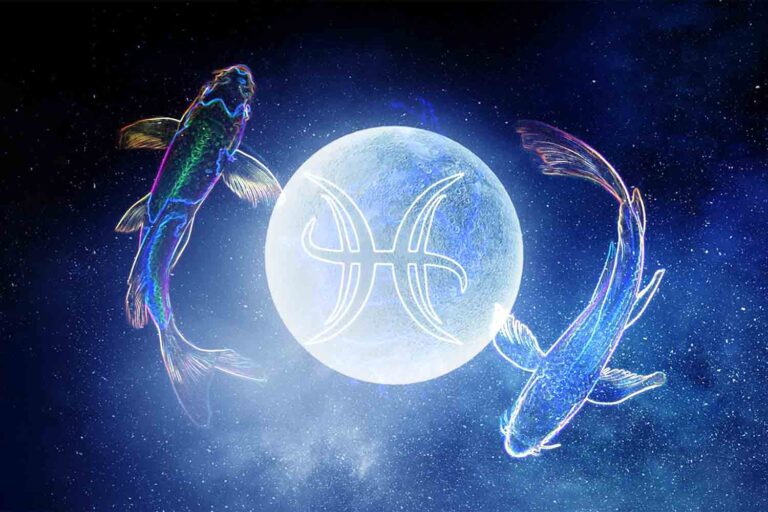 August’s Blue Supermoon in Pisces: A Cosmic Shift